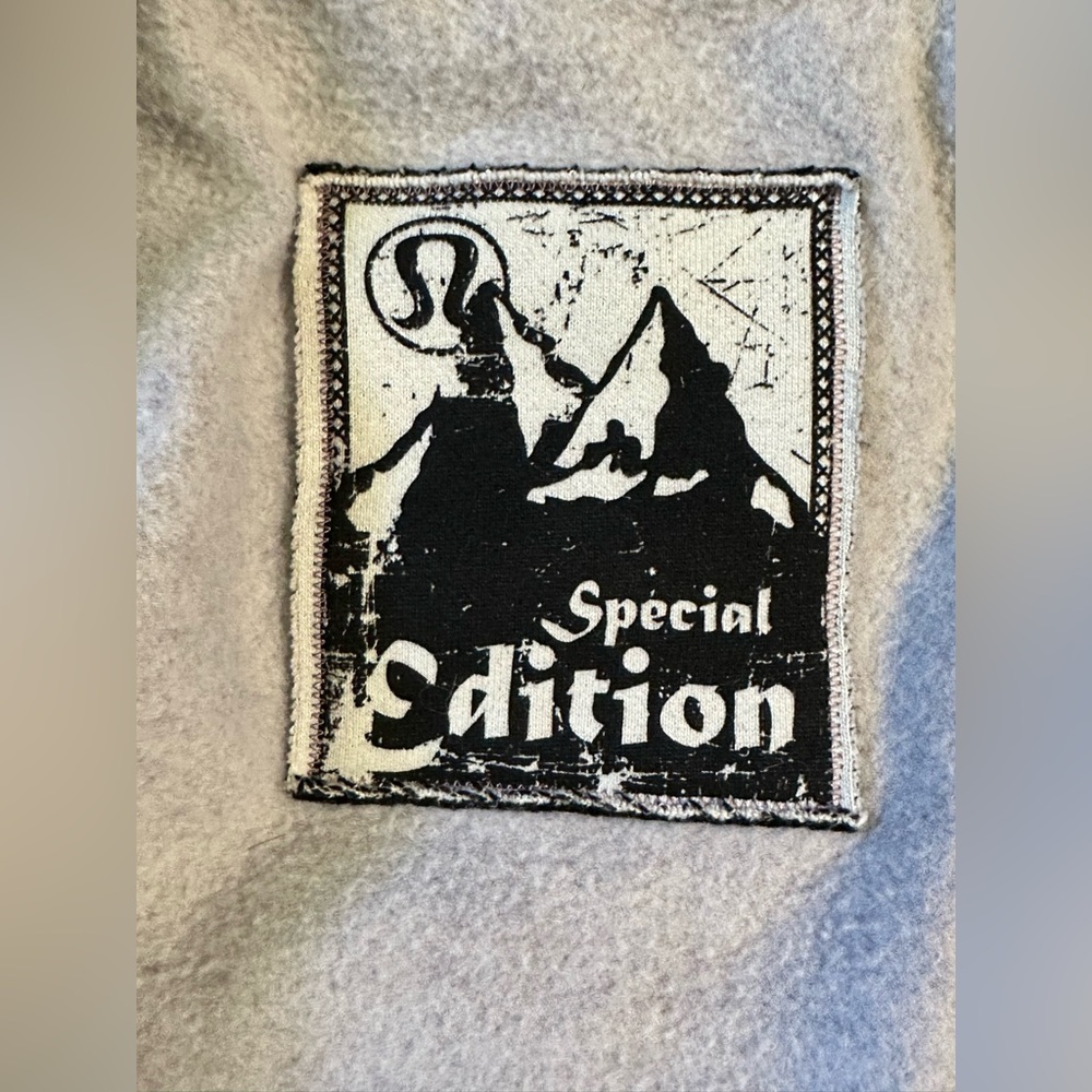 Limited edition jacket - Picture 7 of 7